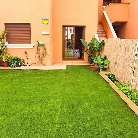 Espacioso Apartamento Con Preciosos Jardines Y Bbq Isla Plana Eksteriør billede