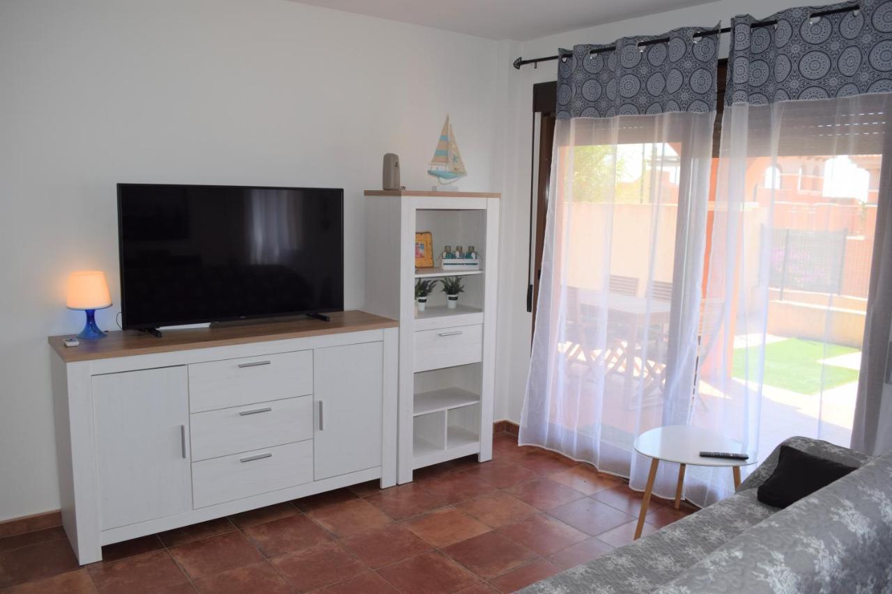 Espacioso Apartamento Con Preciosos Jardines Y Bbq Isla Plana Eksteriør billede