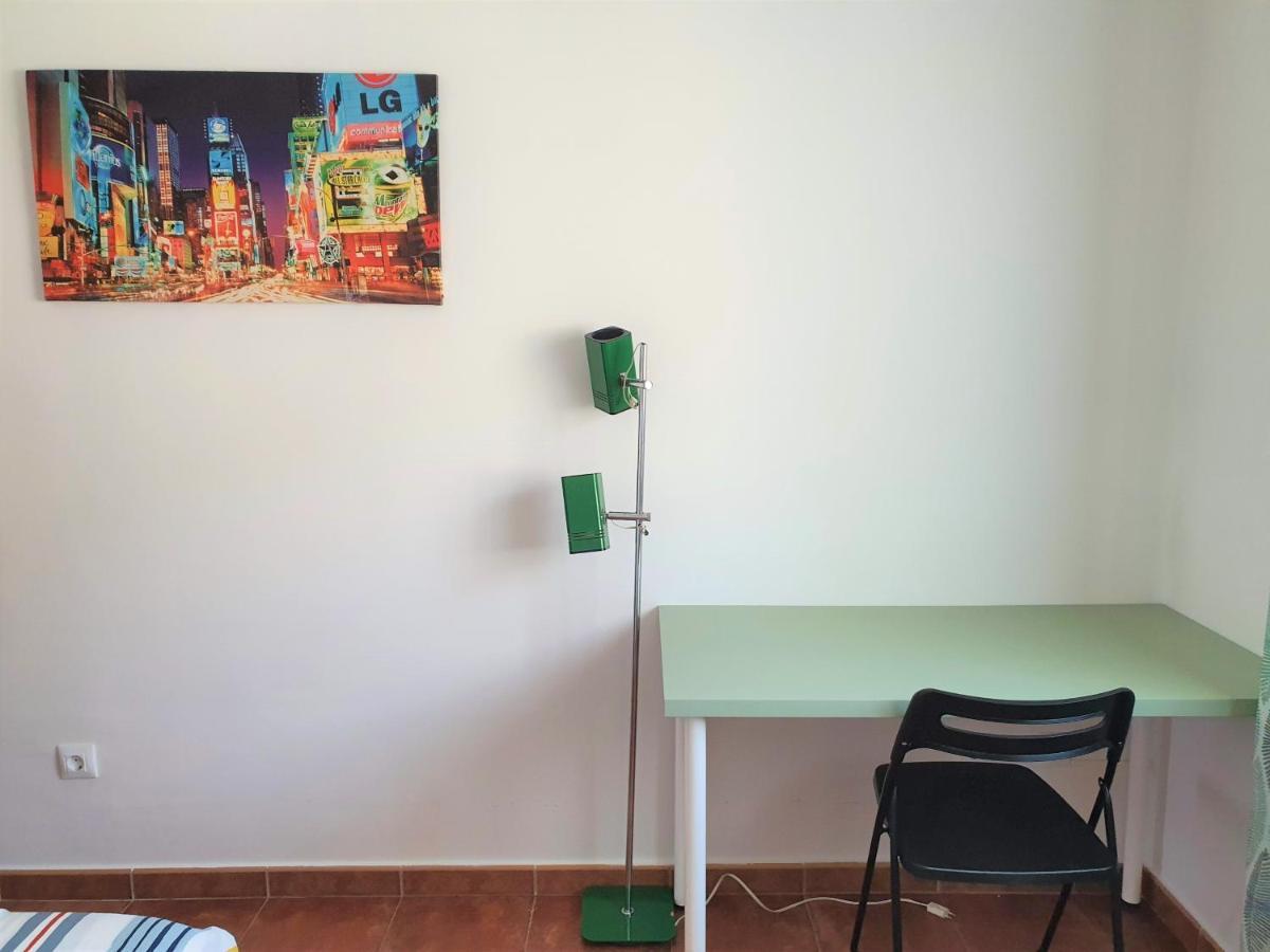 Espacioso Apartamento Con Preciosos Jardines Y Bbq Isla Plana Eksteriør billede