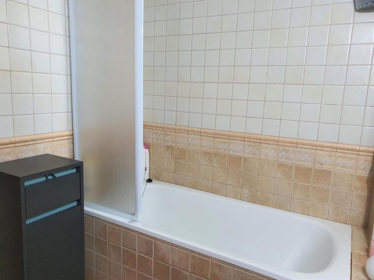 Espacioso Apartamento Con Preciosos Jardines Y Bbq Isla Plana Eksteriør billede